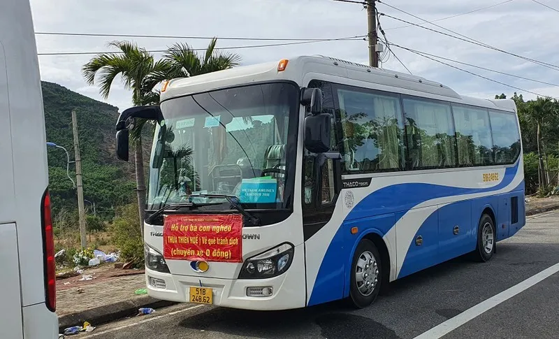 Phạt 2 xe khách 'lén' đưa 20 người dân về quê 40 triệu đồng ảnh 1 Phạt 2 xe khách 'lén' đưa 20 người dân về quê 40 triệu đồng ảnh 1