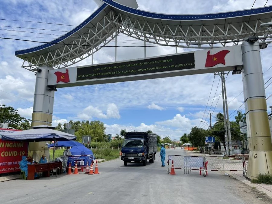 Long An hướng dẫn thực hiện phương châm 'ai ở đâu ở yên đó' ảnh 1