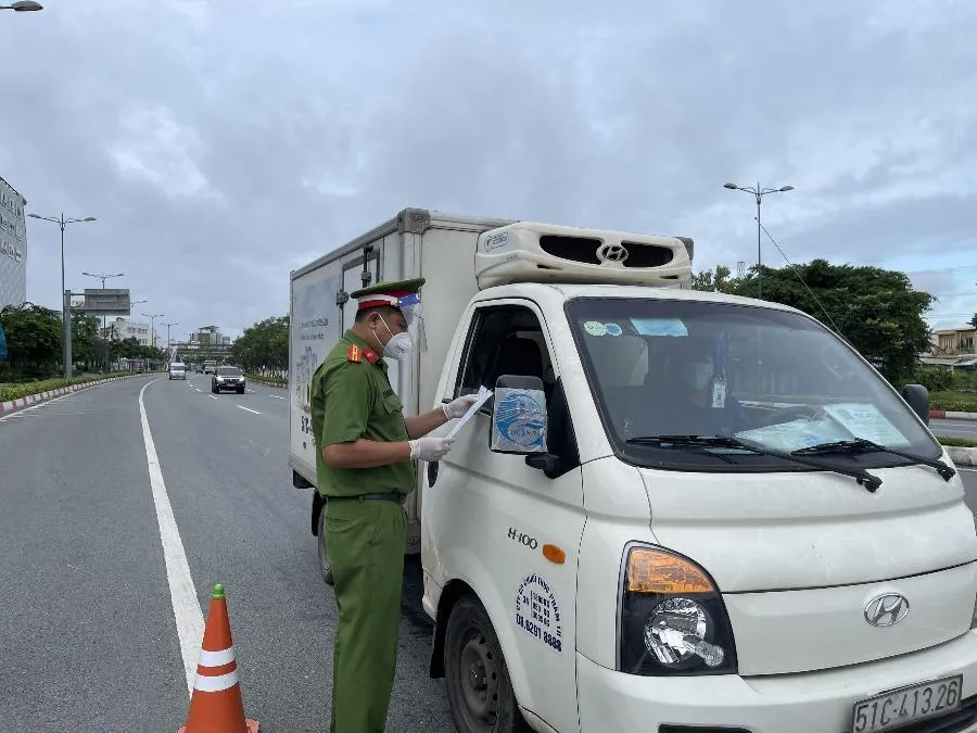 2 phương án cấp QR Code ở TP.HCM sau ngày 25-8 ảnh 1