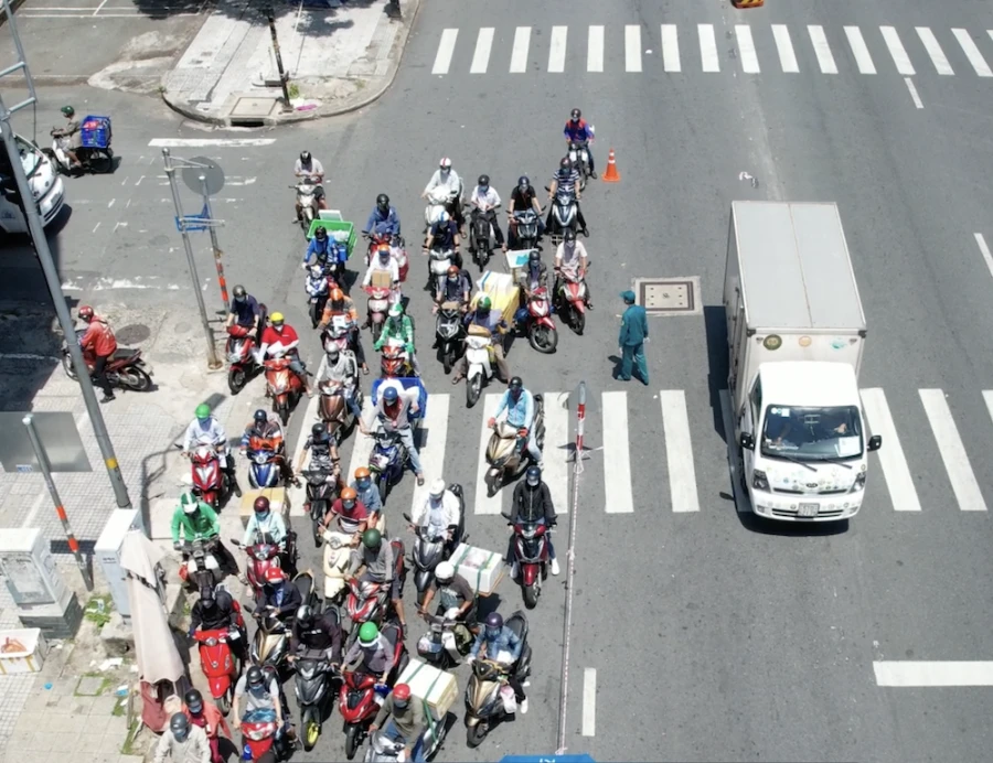 TP.HCM: Lượng phương tiện tăng 67% so với ngày 25-8 ảnh 2