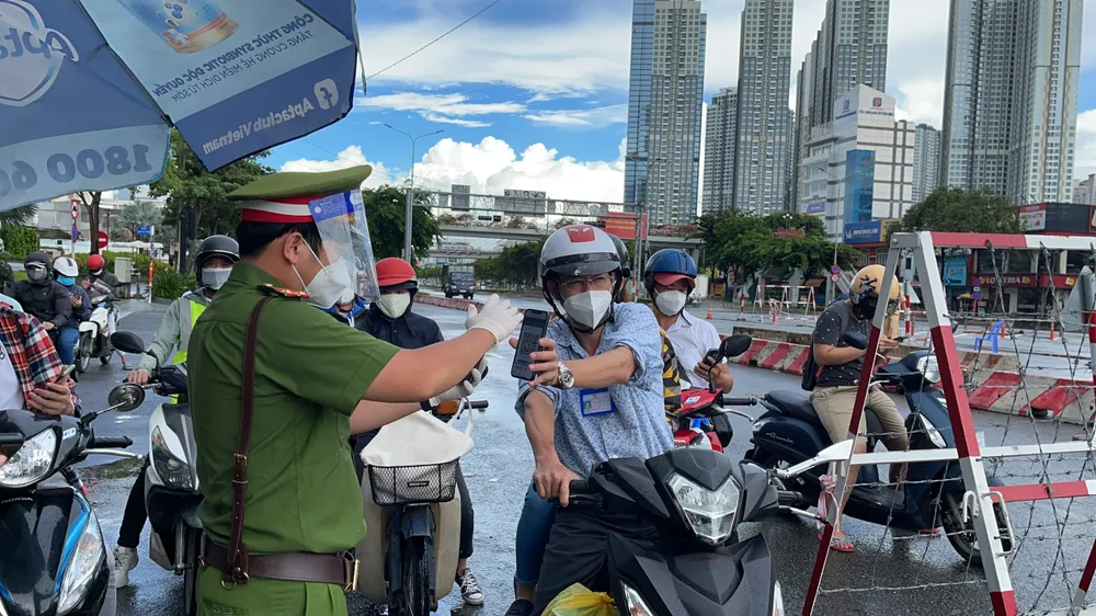 Sau 1-10, TP.HCM dự tính tổ chức giao thông theo ba khu vực ảnh 1