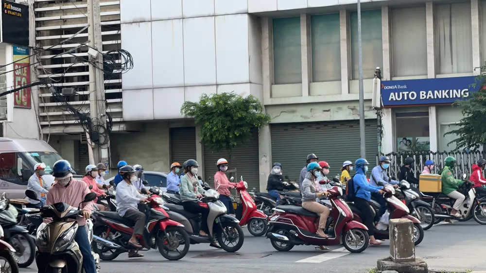 Chỉ thị 18 của UBND TP.HCM quy định đi lại ra sao? ảnh 1 Chỉ thị 18 của UBND TP.HCM quy định đi lại ra sao? ảnh 1