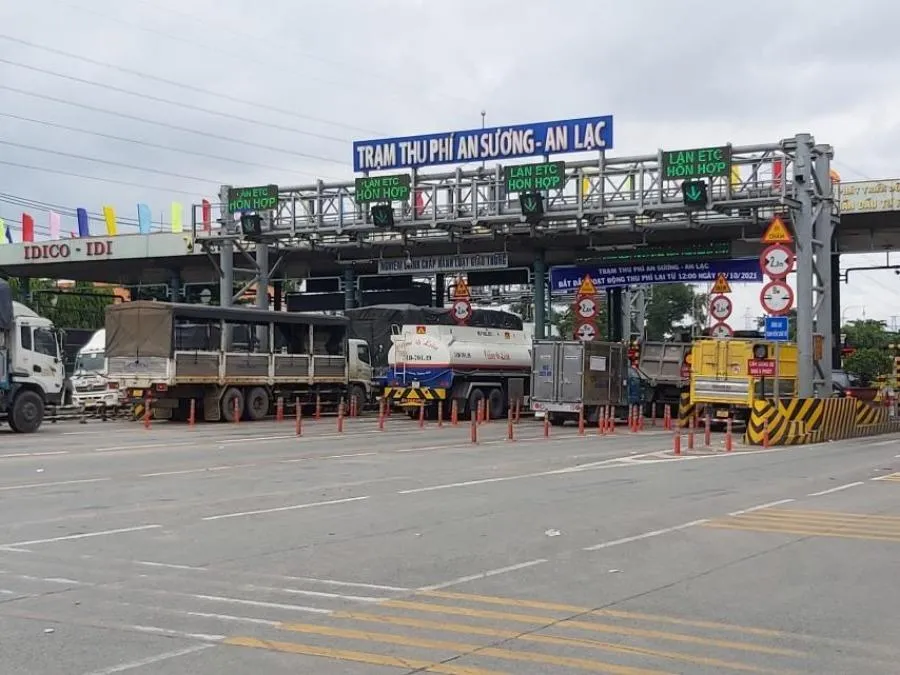 Theo Sở GTVT TP, việc ký kết hợp đồng là bảo đảm hài hòa lợi ích giữa các bên. Kiểm toán nhà nước yêu cầu báo cáo lợi nhuận đối với hàng loạt dự án BOT, BT