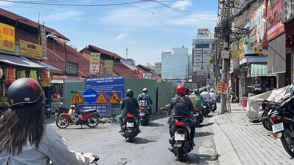 TP.HCM chuyển giao công trình đường bộ trong đô thị sang Sở Xây dựng ảnh 1 TP.HCM chuyển giao công trình đường bộ trong đô thị sang Sở Xây dựng ảnh 1