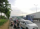 Hàng ngàn container kẹt cứng ở khu vực Xa lộ Hà Nội ảnh 7 Cần sớm xây cảng Long Bình để di dời cảng Trường Thọ