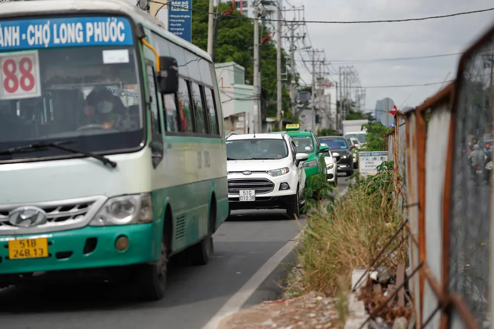Sau 5 năm dự án vẫn chưa hoàn thành. Ảnh: ĐT.