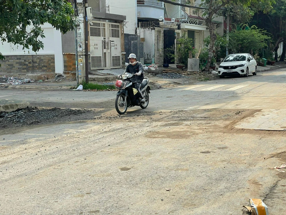 Sở GTVT yêu cầu chủ đầu tư sớm khắc phục. Ảnh: CTV.