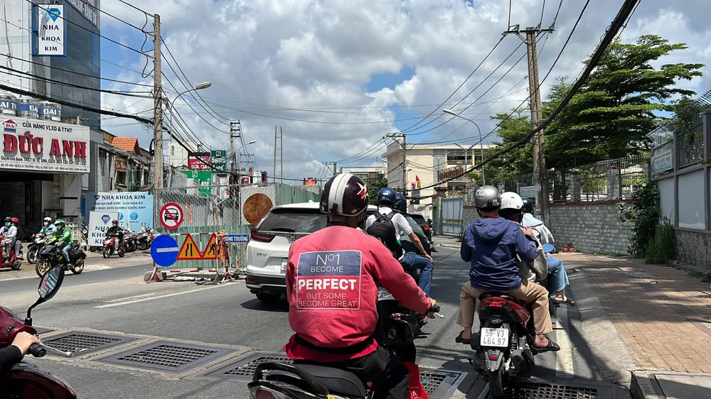 Hướng từ chợ Thủ Đức đến ngã tư Thủ Đức sẽ lưu thông bình thường. Ảnh: ĐT.