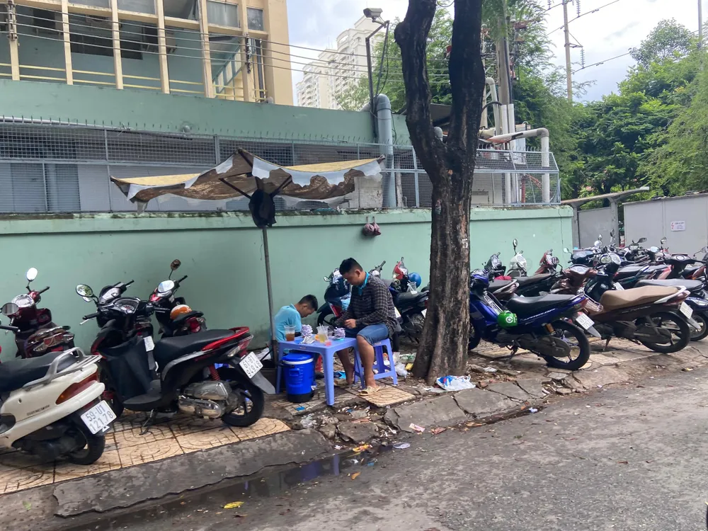 Khu vực Bệnh viện Đại học Y Dược.