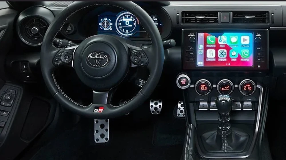 Lái xe hộp số tay giúp người điều khiển được trải nghiệm nhiều hơn. Ảnh: Theo Hotcars. Lái xe hộp số tay giúp người điều khiển được trải nghiệm nhiều hơn. Ảnh: Theo Hotcars.