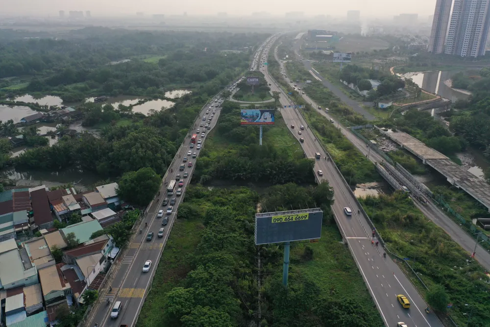 Các tuyến cao tốc kết nối với TP.HCM đã hoàn thiện, tăng cường khả năng kết nối, tạo điều kiện phát triển kinh tế - xã hội.