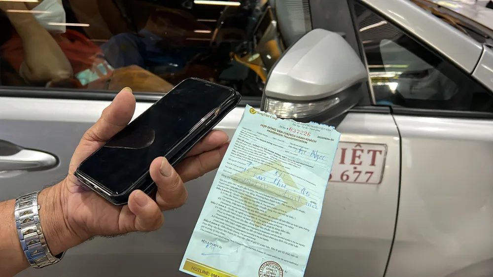 Hợp đồng vận chuyển giữa hãng Sóng Việt và khách hàng. Ảnh: ĐT. Hợp đồng vận chuyển giữa hãng Sóng Việt và khách hàng. Ảnh: ĐT.