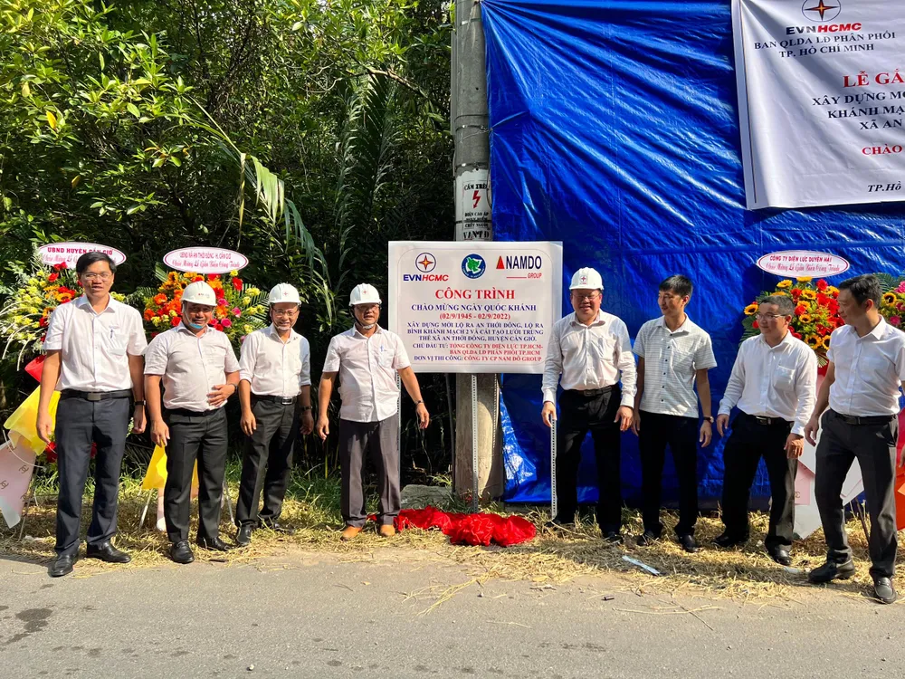 Công trình điện 33 tỉ đồng được hoàn thành để chào mừng lễ Quốc khánh. Ảnh: CTV.