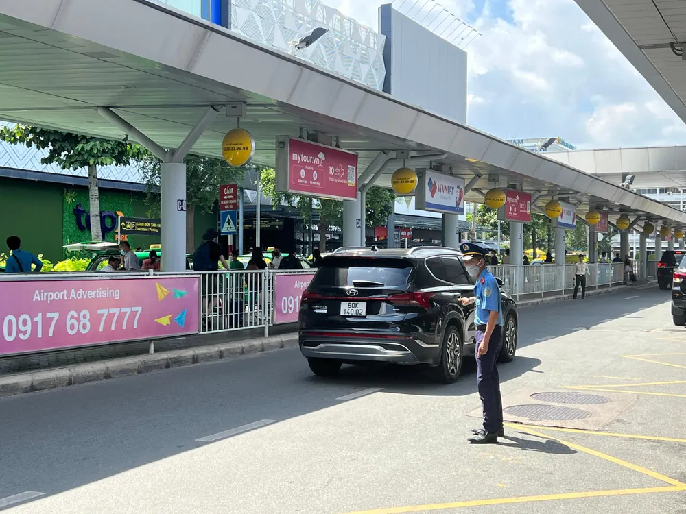 Thanh tra giao thông đã xử phạt nhiều trường hợp vi phạm. Ảnh: ĐT.