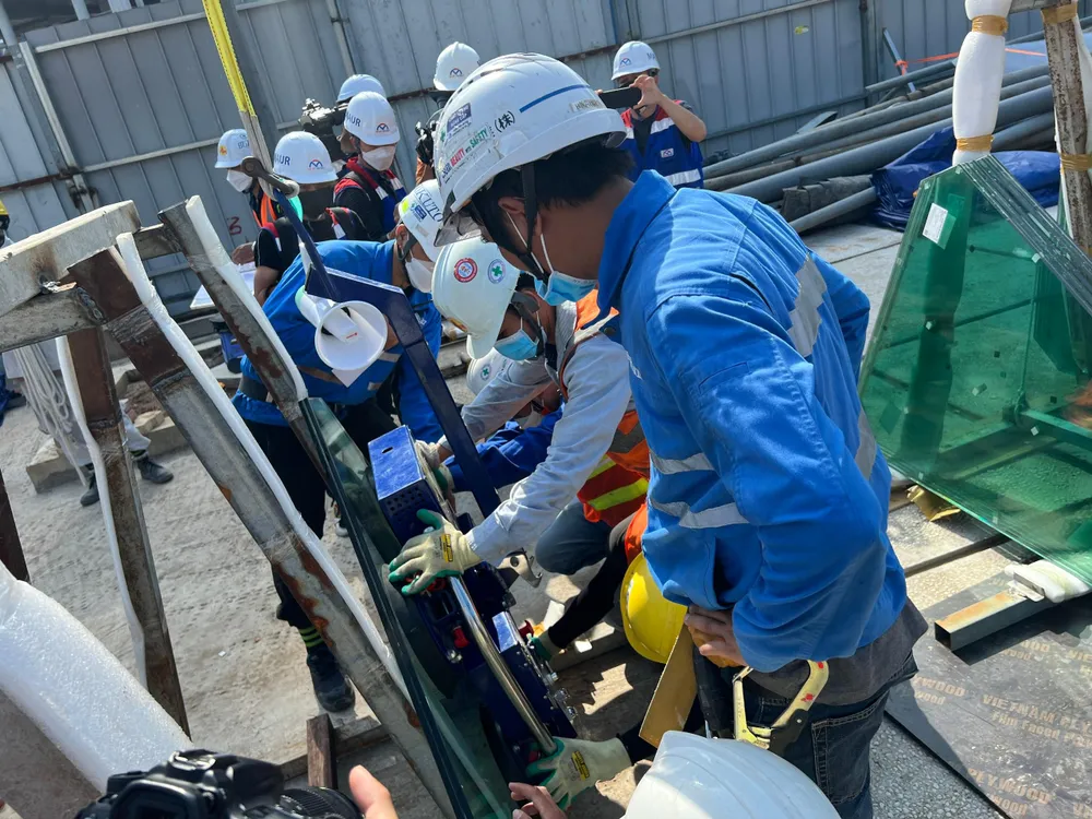 Lộ diện giếng trời 'khổng lồ' tại ga Bến Thành, tuyến metro số 1 ảnh 10 Lộ diện giếng trời 'khổng lồ' tại ga Bến Thành, tuyến metro số 1 ảnh 10