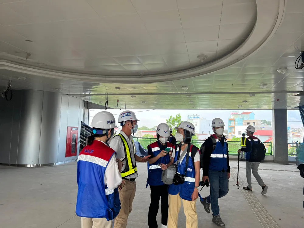 Hiện nay, nhà thầu đang gấp rút hoàn thiện cơ bản các nhà ga đoạn từ Depot (Long Bình) đến ga Bình Thái (ngã tư Bình Thái). Các ga này sẽ hoàn thành vào cuối tháng 12-2022 theo như biên bản ghi nhớ thi đua 90 ngày đẩy nhanh tiến độ thi công của các nhà thầu với chủ đầu tư. Hiện nay, nhà thầu đang gấp rút hoàn thiện cơ bản các nhà ga đoạn từ Depot (Long Bình) đến ga Bình Thái (ngã tư Bình Thái). Các ga này sẽ hoàn thành vào cuối tháng 12-2022 theo như biên bản ghi nhớ thi đua 90 ngày đẩy nhanh tiến độ thi công của các nhà thầu với chủ đầu tư.