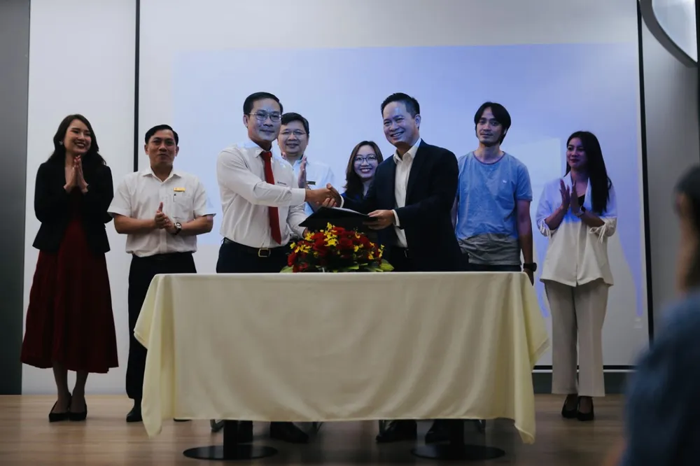 Người dân TP.HCM có thể thanh toán tự động và thanh toán tiền điện, trả sau bằng Ví trả sau trên MoMo. Ảnh: ĐÀO TRANG. Người dân TP.HCM có thể thanh toán tự động và thanh toán tiền điện, trả sau bằng Ví trả sau trên MoMo. Ảnh: ĐÀO TRANG.