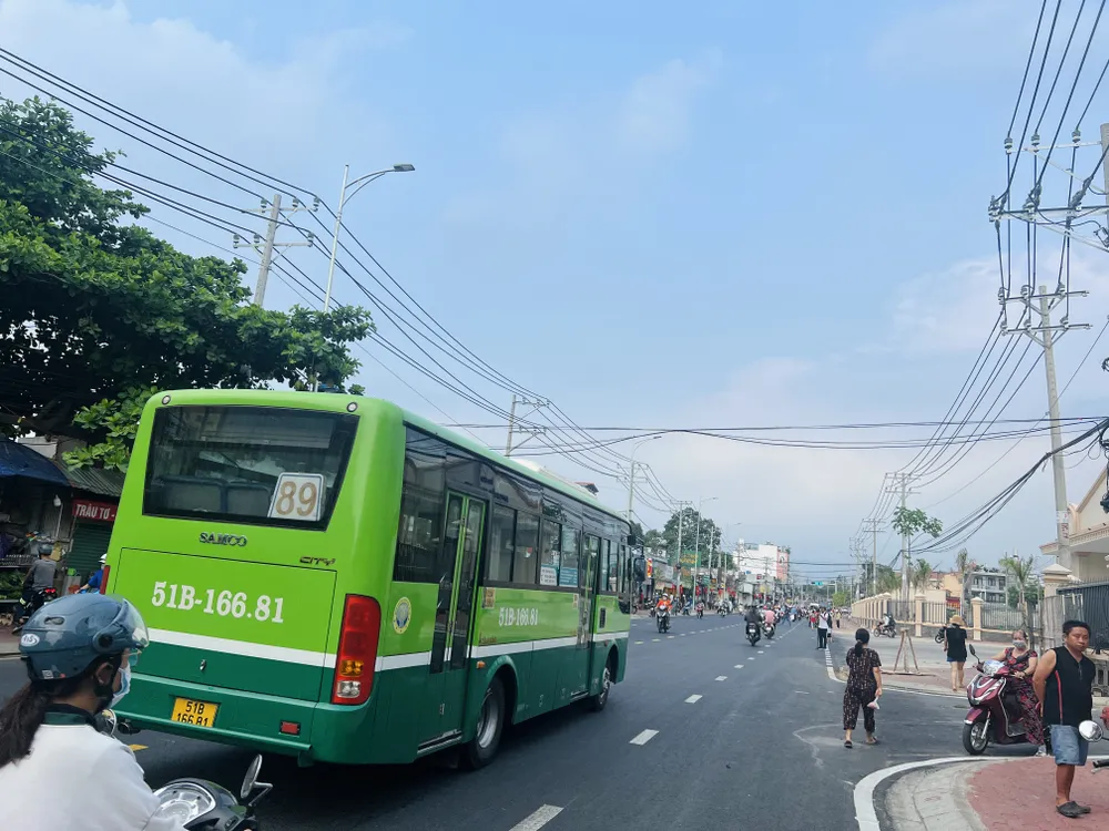 Các hạng mục mở rộng đường, vỉa hè, cây xanh, chiếu sáng đã được chủ đầu tư hoàn tất.