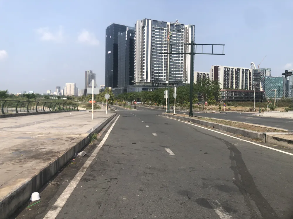 Đường Trần Bạch Đằng - Khu đô thị Thủ Thiêm. Ảnh: CTV Đường Trần Bạch Đằng - Khu đô thị Thủ Thiêm. Ảnh: CTV