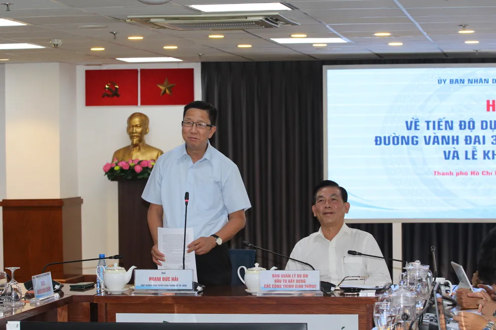 Ông Phạm Đức Hải – Phó Trưởng ban Tuyên giáo Thành ủy TP.HCM thông tin họp báo dự án vành đai 3 TP.HCM. Ảnh: Thành Nhân