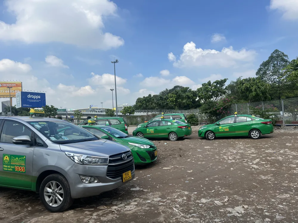 Riêng trong buổi kiểm tra sáng ngày 5-7, lực lượng Thanh tra giao thông chưa ghi nhận trường hợp vi phạm. Ảnh: ĐÀO TRANG Riêng trong buổi kiểm tra sáng ngày 5-7, lực lượng Thanh tra giao thông chưa ghi nhận trường hợp vi phạm. Ảnh: ĐÀO TRANG