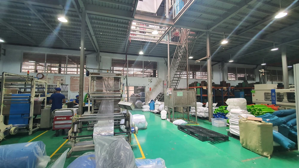 Ngành điện TP.HCM phối hợp với nhiều đơn vị để thực hiện các giải pháp tiết kiệm điện. Ảnh: ĐT