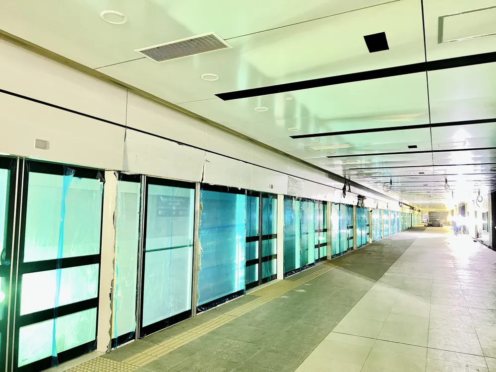 Một phần cửa chắn ke ga đã được lắp đặt hoàn chỉnh. Ảnh: MAUR Một phần cửa chắn ke ga đã được lắp đặt hoàn chỉnh. Ảnh: MAUR