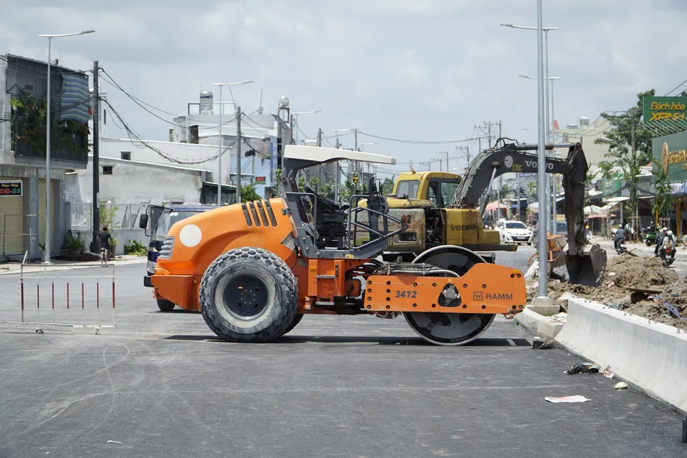 Công trường dự án cầu Long Kiểng, trên đường Lê Văn Lương, huyện Nhà Bè.