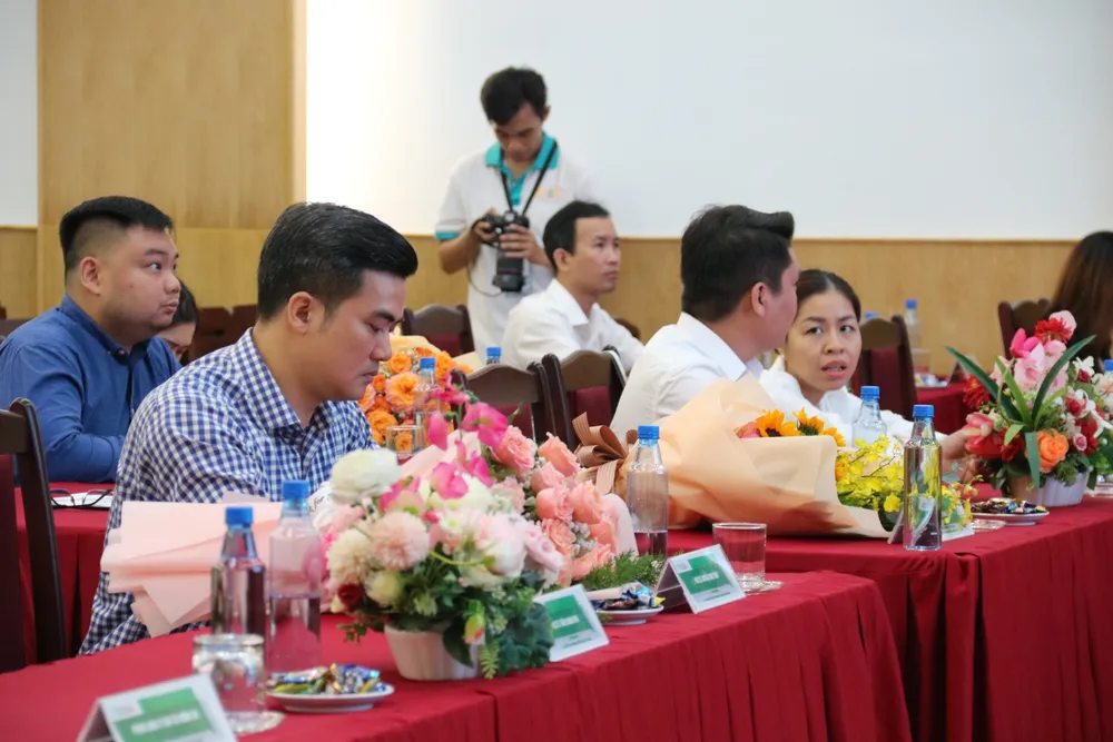 Chương trình được tổ chức bởi Ban Giám hiệu Trường Đại học Giao thông vận tải TP và Trung tâm Quản lý Giao thông công cộng. z4779902102739_15c42847b6ca667d3a26e2a30756e1aa.jpg