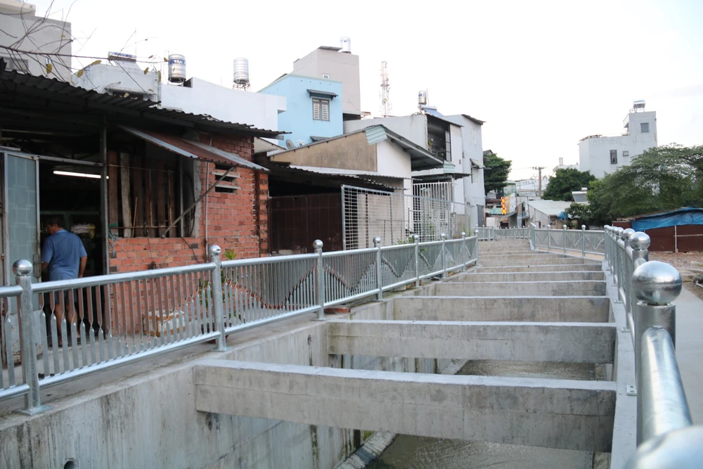 Cống Cầu Trắng ngăn sạt lở chính thức vận hành, người dân TP Thủ Đức vui mừng