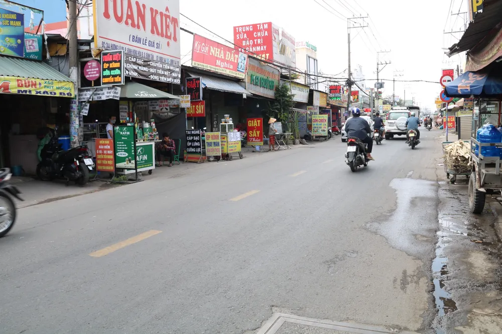 Hiện trạng đường Vĩnh Lộc, huyện Bình Chánh sắp được đầu tư hơn 4 nghìn tỉ để mở rộng
