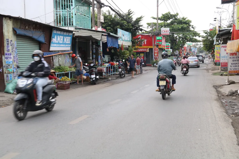 thu phí lòng đường hè phố ở TP.HCM