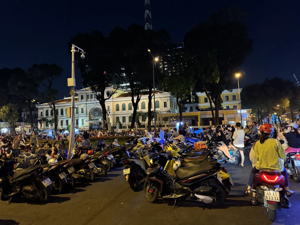 thiếu bãi giữ xe