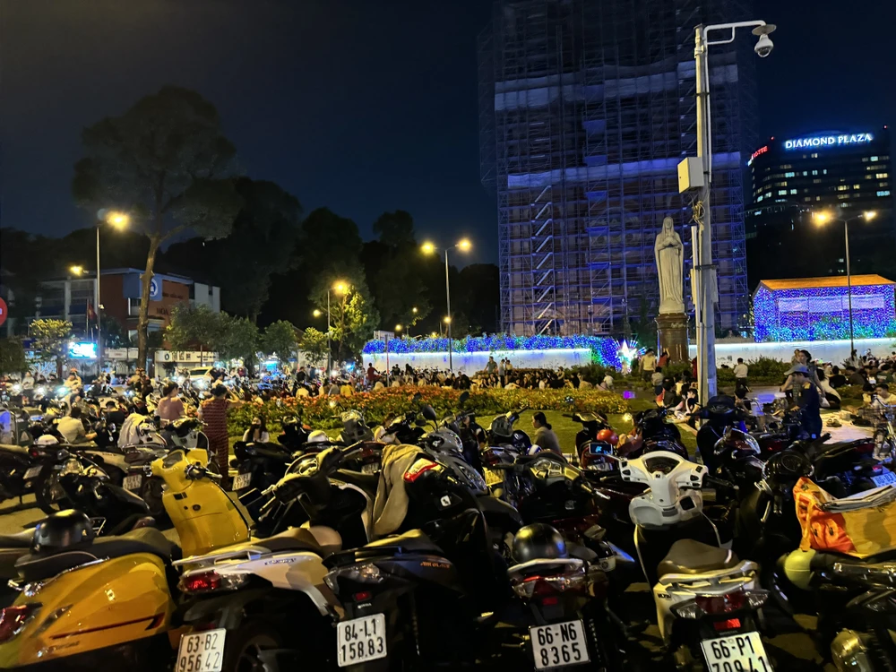 thiếu bãi giữ xe