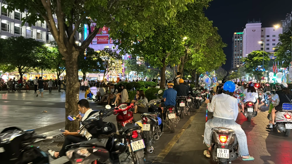 thiếu bãi giữ xe