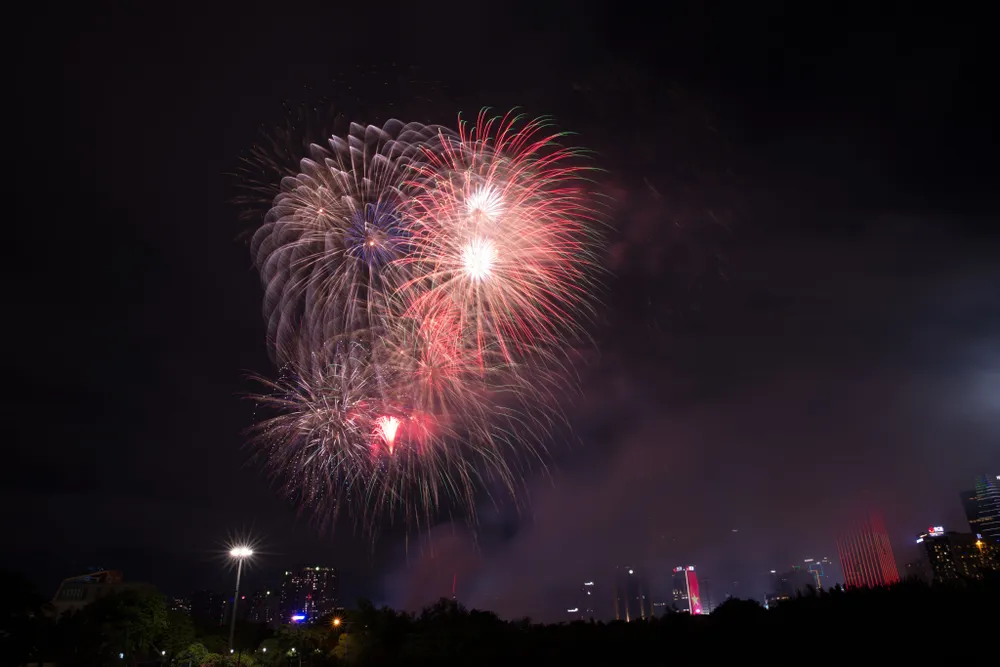 chào đón năm mới 2024, TP.HCM cấm lưu thông nhiều tuyến đường