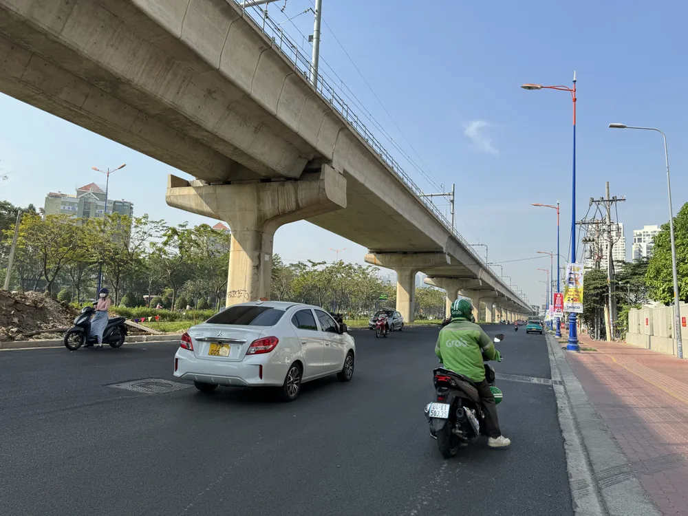 song hành Võ Nguyên Giáp