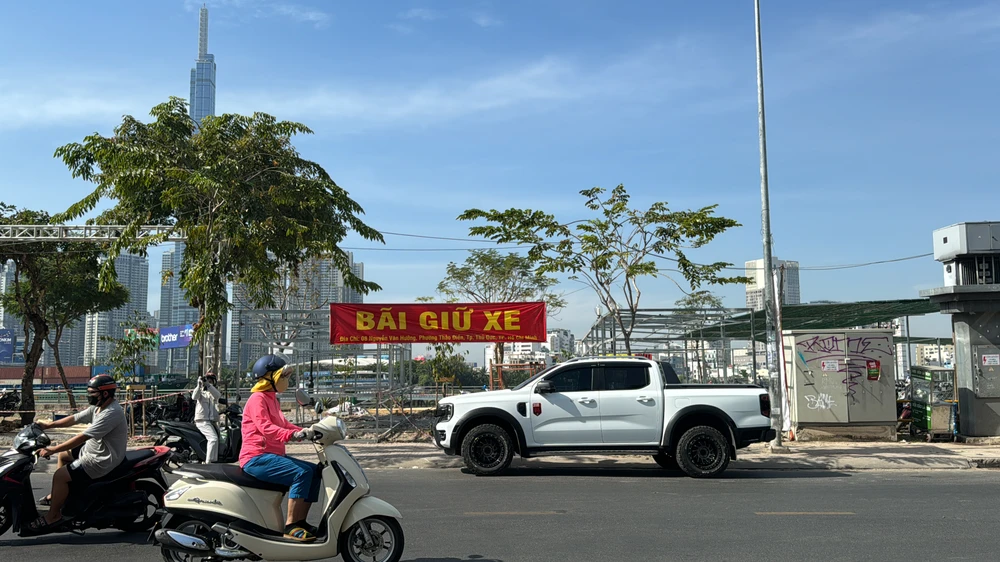 phố đêm Thảo Điền