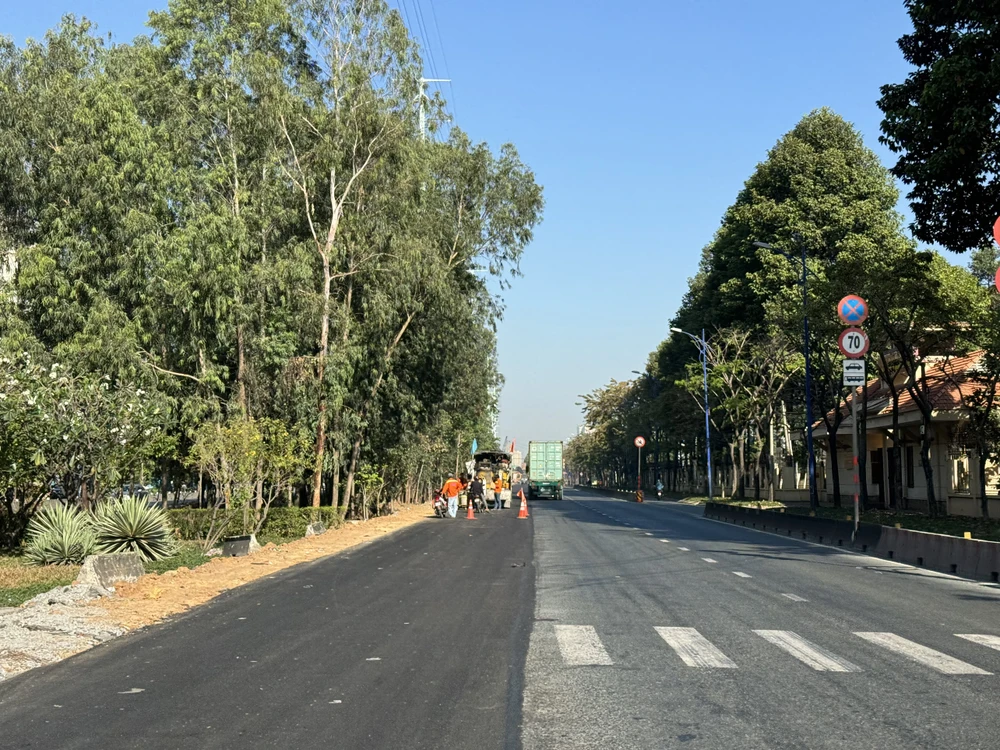 hoàn thành đường Đồng Văn Cống