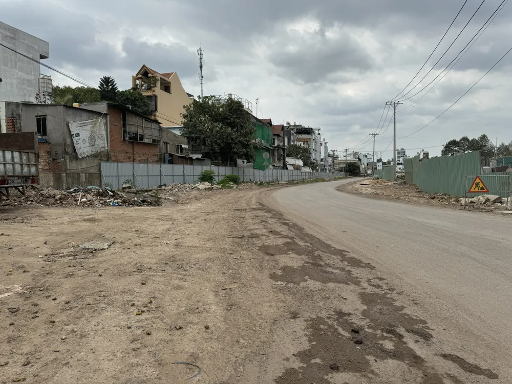 Khu đất tái định cư để phục vụ dự án xây dựng đường nối Trần Quốc Hoàn - Cộng Hòa, quận Tân Bình.