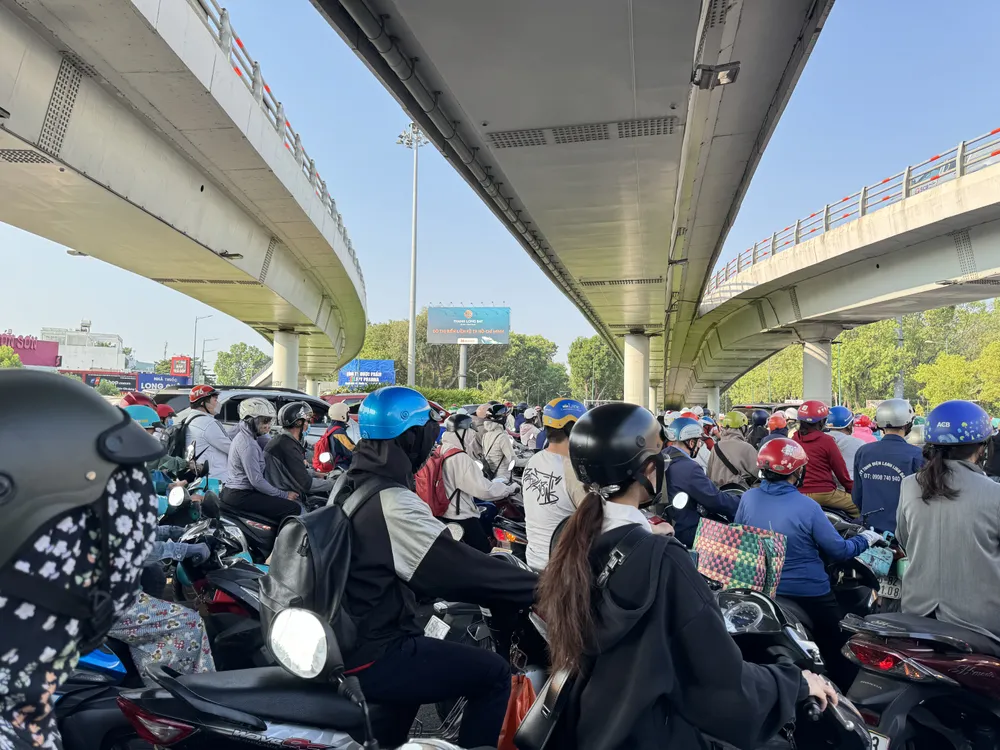 ùn ứ sân bay Tân sƠn Nhất