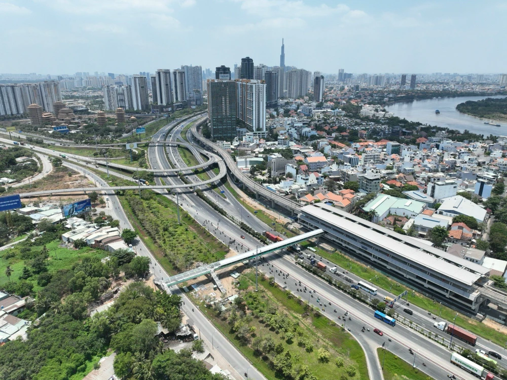 dự án trọng điểm ở TP.HCM thi công xuyên lễ