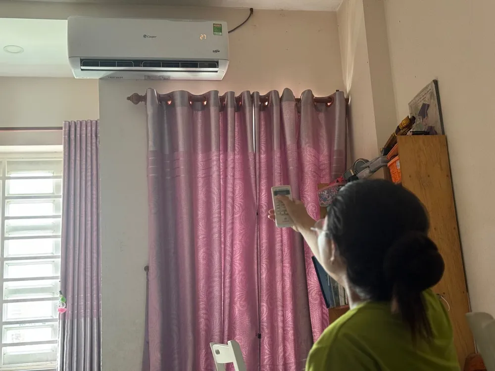 Một trong những giải pháp tiết kiệm điện là sử dụng máy lạnh đúng cách. tiết kiệm điện hiệu quả