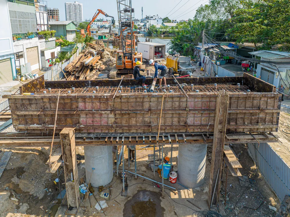 cầu Rạch Đỉa, huyện Nhà Bè sắp về đích