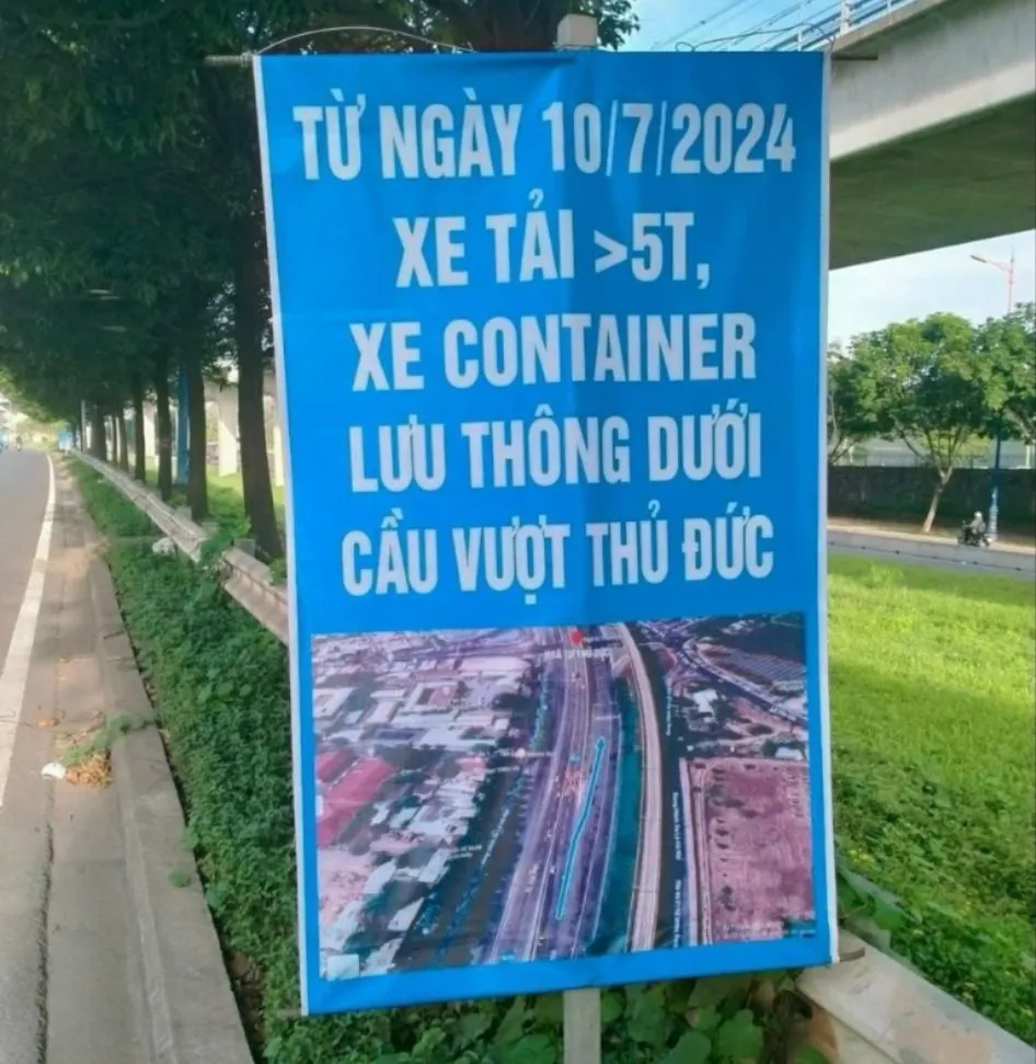 đề xuất cấm container, xe tải trên 5 tấn lưu thông lên cầu vượt ngã tư Thủ Đức
