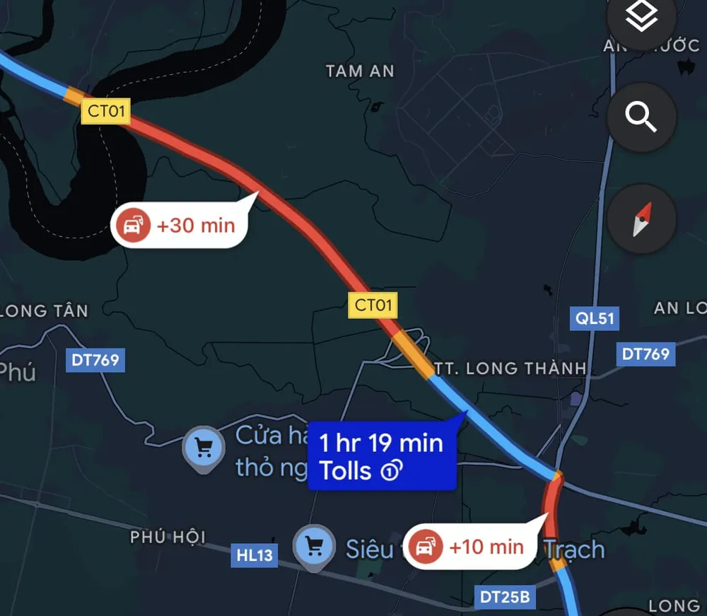 Nhiều tài xế phản ánh cầu Long Thành ùn ứ kéo dài trong đêm 5-9. cầu long thành-1.jpg