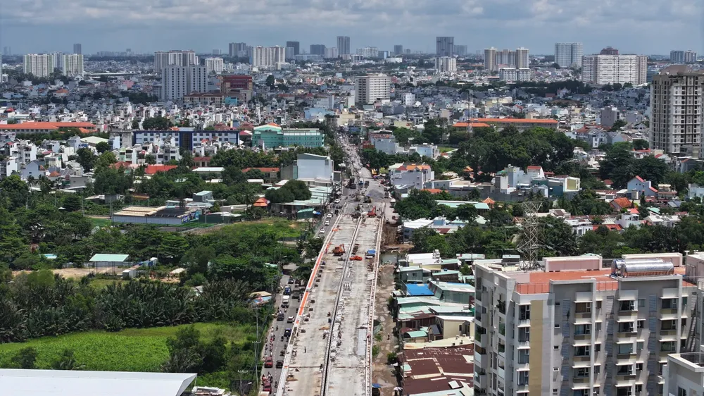 Dự kiến ngày 23-9 sẽ thông xe. Cầu Nam Lý