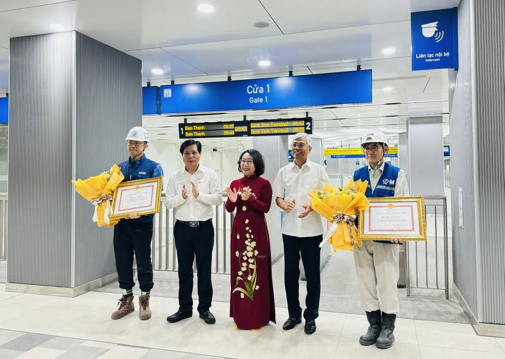 tuyến metro số 1.