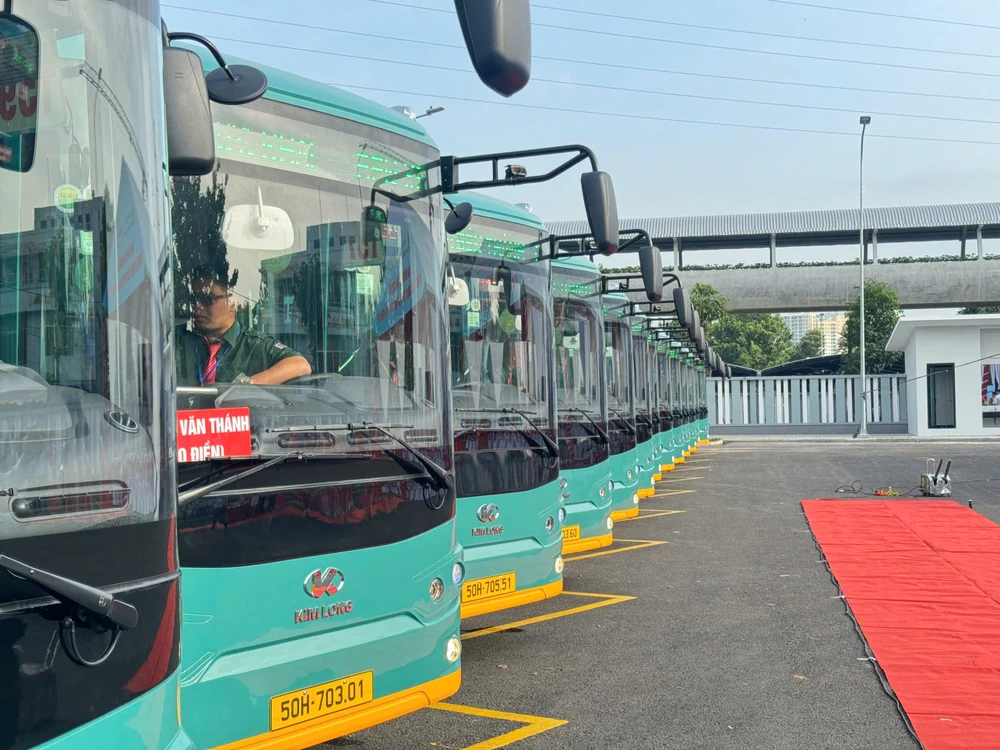 xe-buyt-dien-01-1.jpg