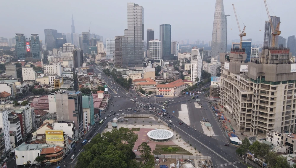 Người dân đi metro số 1 có thể gửi xe ở Công viên 23 tháng 9